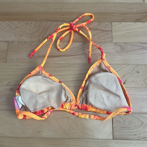 Pink Sands tropical bikini top - Picture 5 of 7
